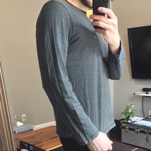 Club Monaco crew neck long sleeve